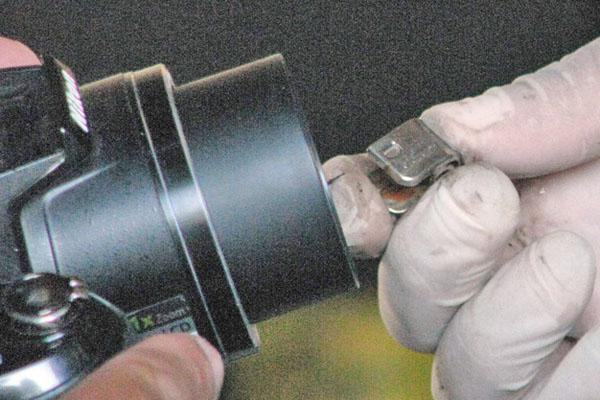 Encuentran el encendedor con el que Gonzaacutelez le prendioacute fuego a su familia