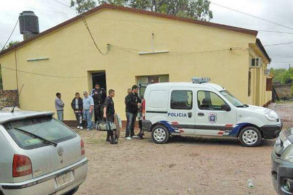 TRASLADO José Fernando Ruiz fue trasladado por personal de la División Homicidios y Delitos Complejos a la comisaría de Quimilí donde quedó alojado