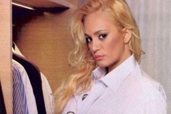 No me queriacutea jubilar siendo prostituta fui gato por necesidad