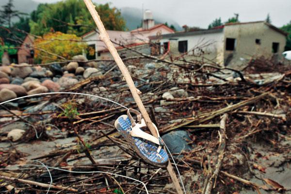 A un mes de la tragedia El Rodeo llora a las viacutectimas del alud