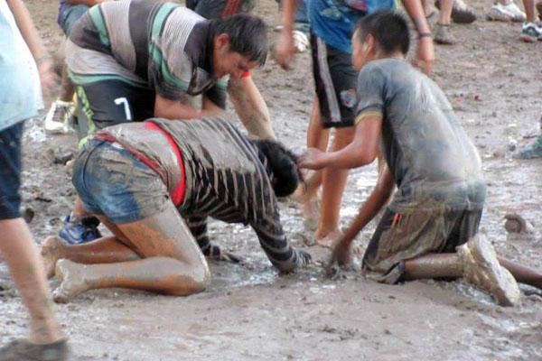 El carnaval de antes sigue vivo en Icantildeo