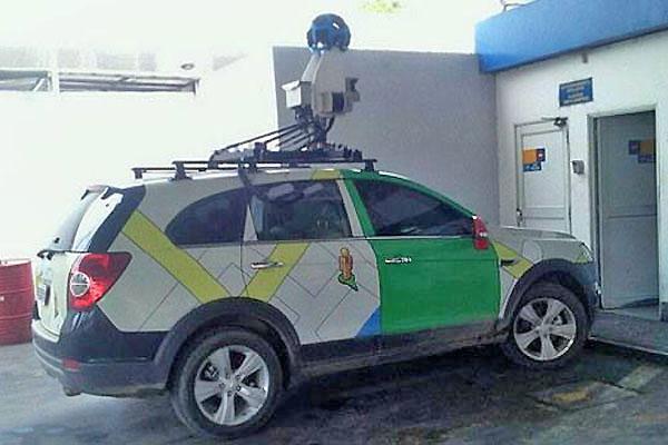 El auto de Google transita por Santiago del Estero