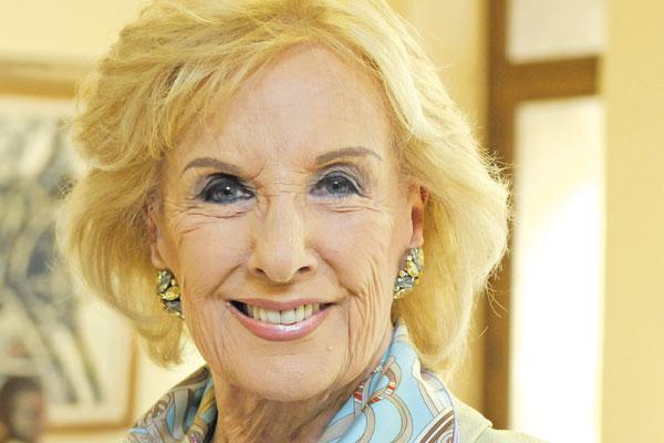 Mirtha  Legrand- la diva vuelve a sentar a los famosos a su mesa