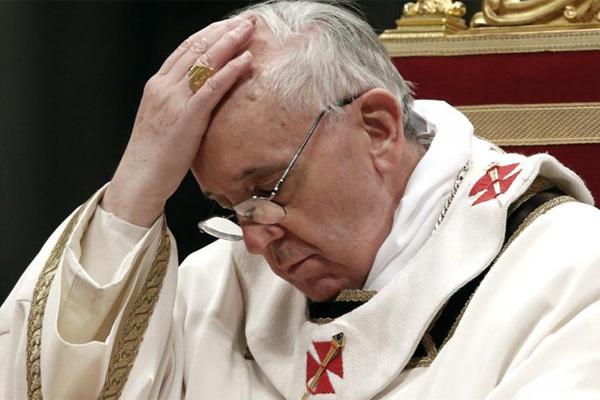 Francisco pidioacute perdoacuten por los abusos sexuales a nintildeos cometidos por sacerdotes