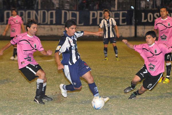 Sarmiento goleoacute a Concepcioacuten FC