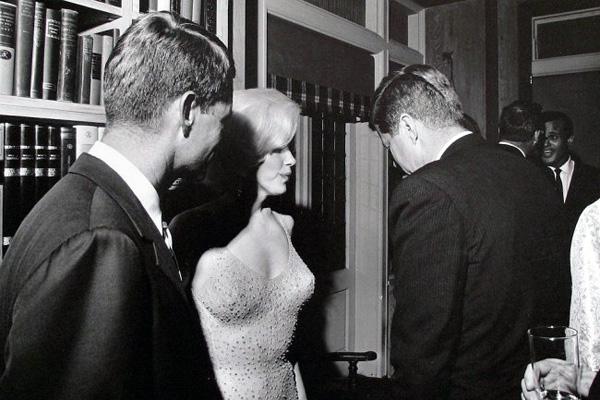 Se revela un misterio de 50 antildeos- coacutemo murioacute Marilyn Monroe