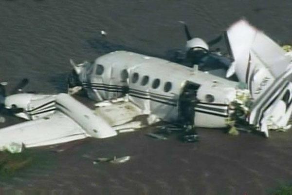 Confirmaron que hay 5 muertos por la caiacuteda de una avioneta privada en el Riacuteo de la Plata