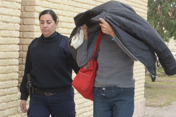 IMÁGENES EXCLUSIVAS EL LIBERAL �nico medio mientras las acusadas arribaban al penal donde permanecer�n detenidas por 15 días 