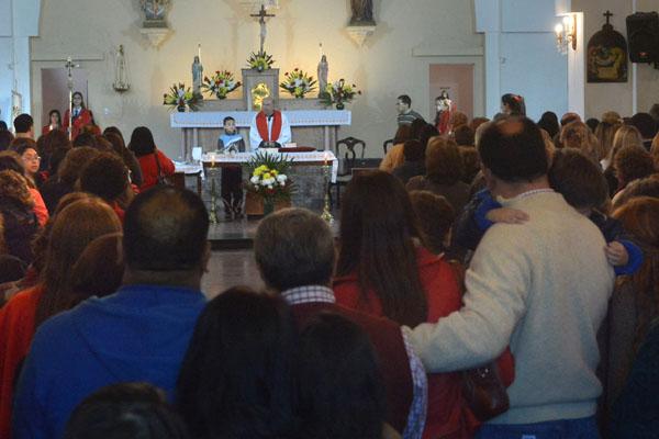En el Colegio Beleacuten honraron al Sagrado Corazoacuten