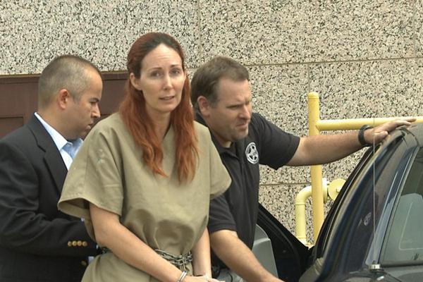 Condenaron a 18 antildeos a la actriz que envioacute cartas con veneno a Obama