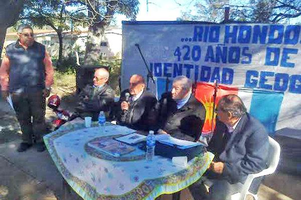 COMPROMISO Los promotores culturales del proyecto hicieron el anuncio del importante proyecto cultural