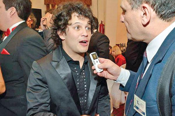 Dariacuteo Lopilato un Piojo