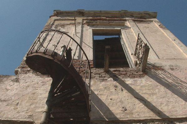 DEFENSA Las casas de los poderosos del lugar tenían miradores desde donde se vigilaba la llegada de tropas militares