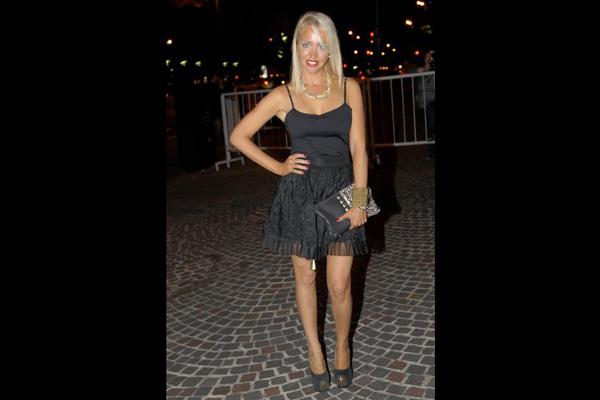 Morena Rial festejoacute sus 15 antildeos rodeada de su papaacute y sus seres queridos