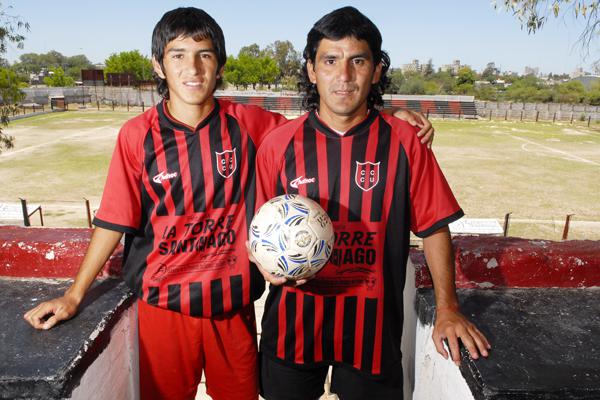 RECUERDO Sin lugar a dudas uno de los momentos que quedar grabado en su memoria fue cuando pudo compartir un campo de ftbol con su hijo