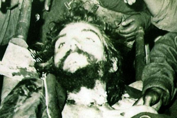 Bolivia- descubren fotos ineacuteditas de la muerte del Che Guevara
