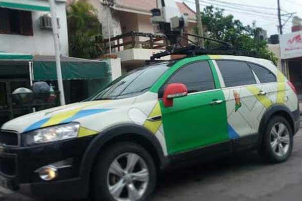 El auto de Google estaacute otra vez por Santiago