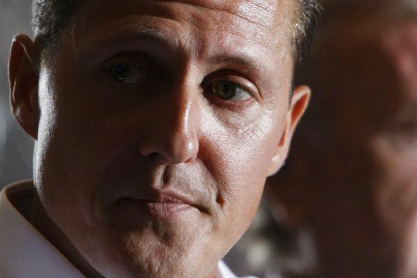 Michael Schumacher llora un antildeo despueacutes del accidente