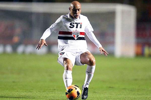 En San Pablo quieren pagarle a Clemente Rodriacuteguez para que deje el club