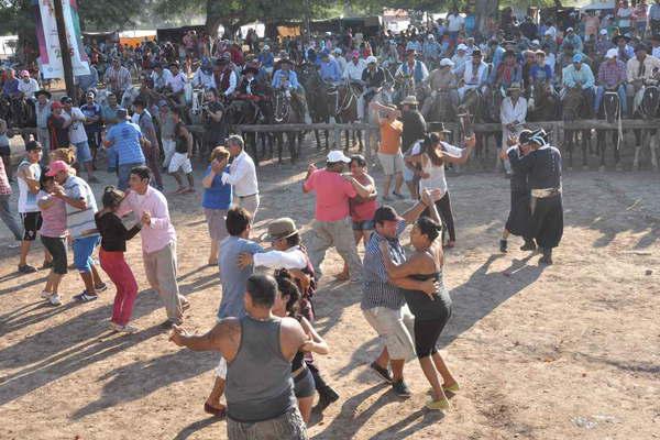 Las tradicionales trincheras  de Icantildeo conquistan al turismo