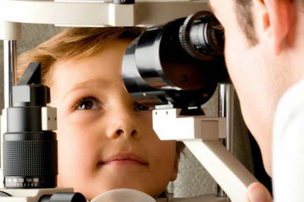 Recomiendan a los padres hacer un chequeo meacutedico a sus hijos antes de iniciar las clases