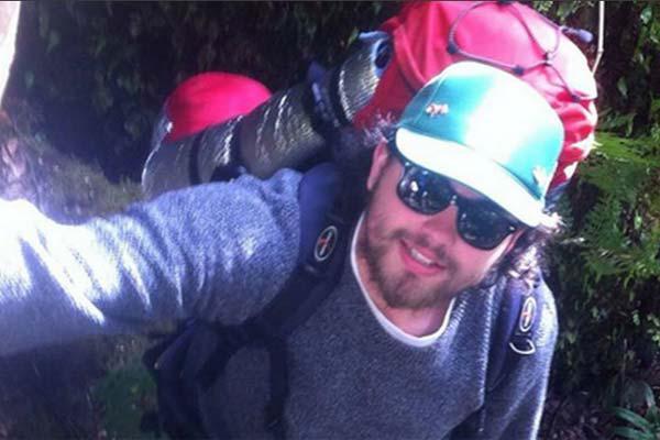 Desesperada buacutesqueda de Waldo Flores un andinista perdido cerca del volcaacuten Calbuco