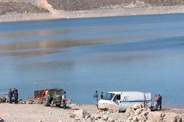 Hallan cadaacutever flotando en el dique Agua del Toro en Mendoza
