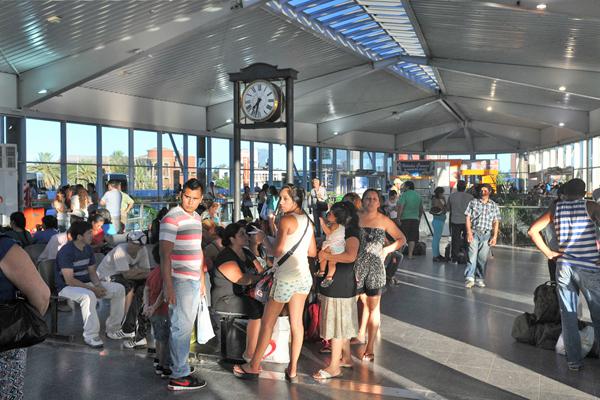 Algunas empresas de transporte ya venden pasajes para las vacaciones de invierno