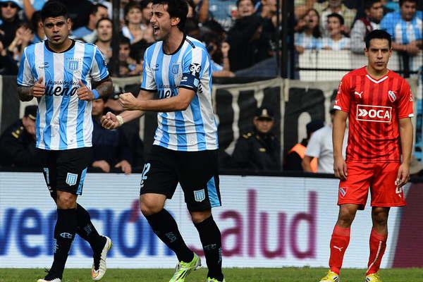 Racing fue amo y sentildeor del claacutesico