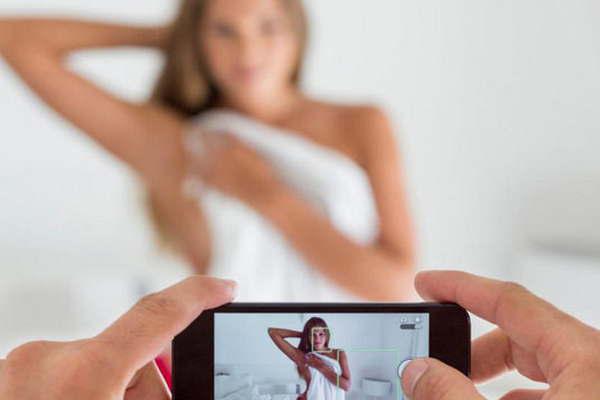 Un caso de venganza porno envuelve a tres santiaguentildeos