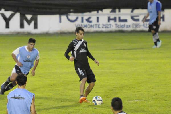 Medero confirmoacute los once para recibir a Los Andes