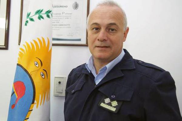 El hermano comisario de Sabrina Rojas detuvo a tres ladrones y evitoacute un robo