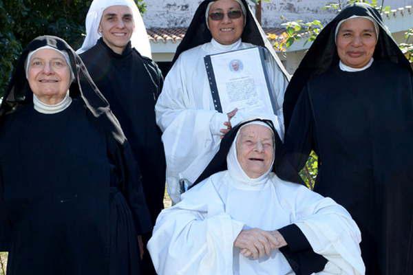 Las Hermanas Benedictinas celebraron 50 antildeos de su monasterio en la dioacutecesis de Santiago del Estero