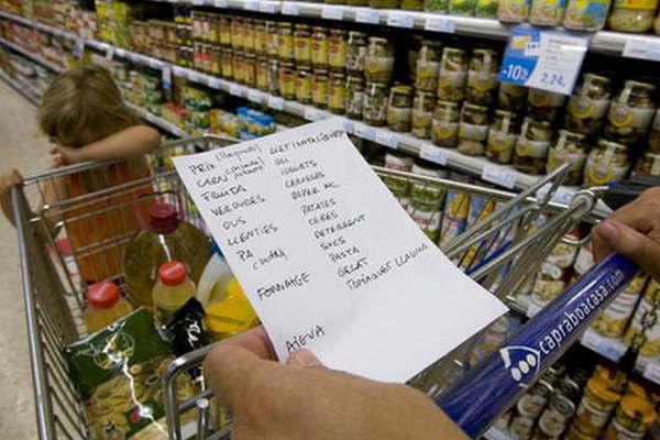 Un 48-en-porciento- de la poblacioacuten es de clase media en la Argentina