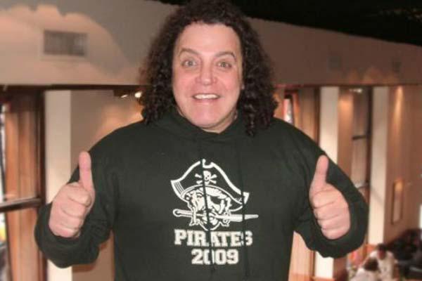 Amigacho- Trabajo ahora con mi abuelo en la calle