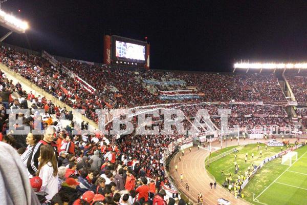 River goleoacute a Tigres y es el Campeoacuten de la Copa Libertadores 2015
