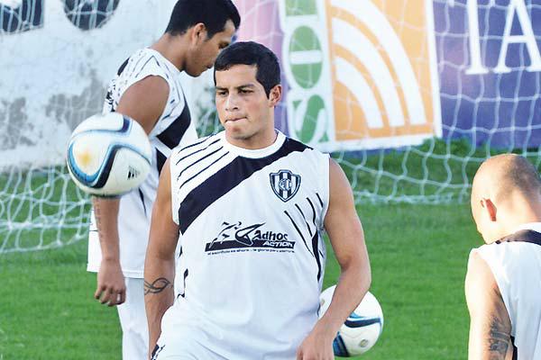 Redujeron de 3 a 2 fechas la sancioacuten de Lucas Lazo