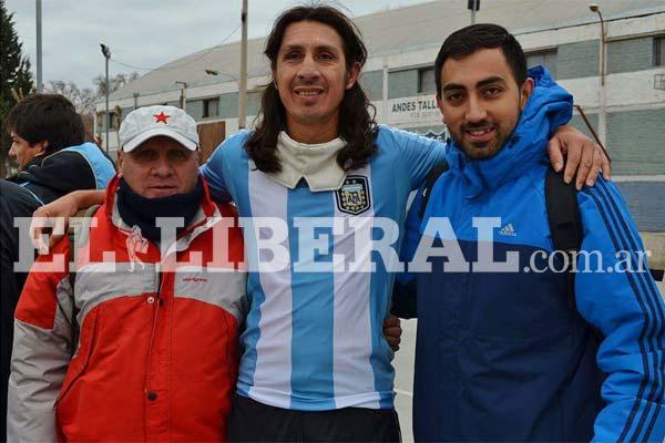 Con el santiaguentildeo Coqui Padilla debutan Los Murcieacutelagos en los Parapanamericanos