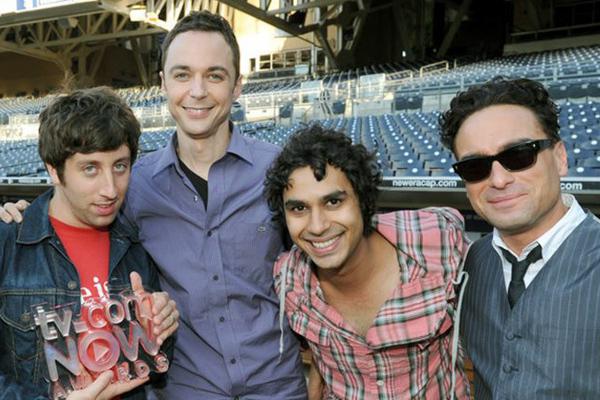 Cuaacutentos millones ganan los actores de The Big Bang Theory