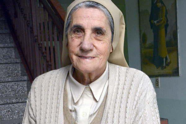 La hermana Saveria Menni cumple 50 antildeos consagrada al servicio y amor hacia Dios y los joacutevenes