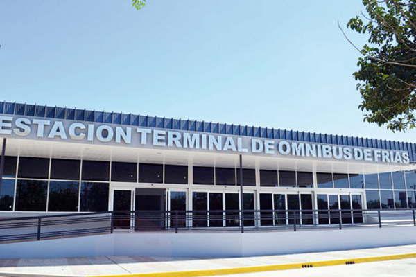 La gobernadora inauguroacute la nueva Terminal de oacutemnibus de Friacuteas