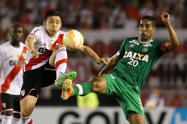 River perdioacute 2 a 1 con Chapecoense pero igual logroacute el pase a semifinales