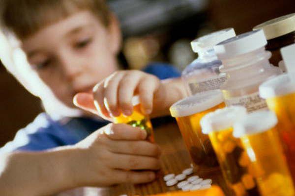 Aconsejan no dejar medicamentos al alcance de nintildeos para evitar intoxicaciones