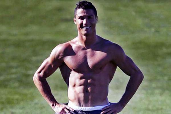 Cristiano Ronaldo da que hablar con su narcisismo