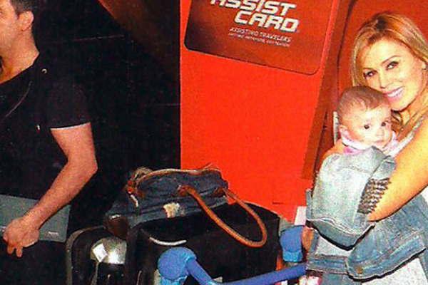 Luna de miel multitudinaria de Panam y su marido- viajaron con hijos y amigos