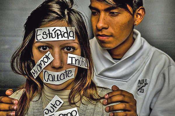 Violencia psicoloacutegica- cada vez maacutes adolescentes  son viacutectimas de este maltrato