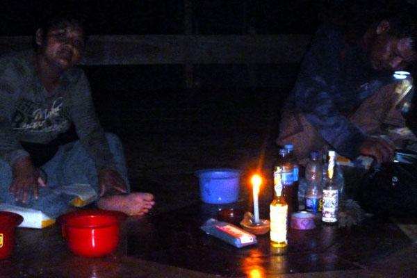 Tomoacute un trago de vino alucinoacutegeno y se convirtioacute en un asesino