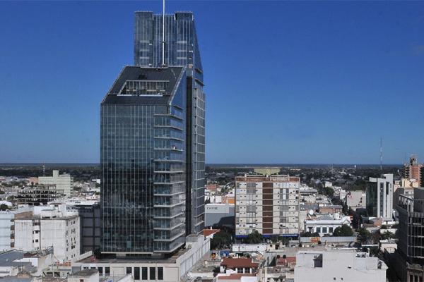 Distinguieron al complejo Juan Felipe Ibarra