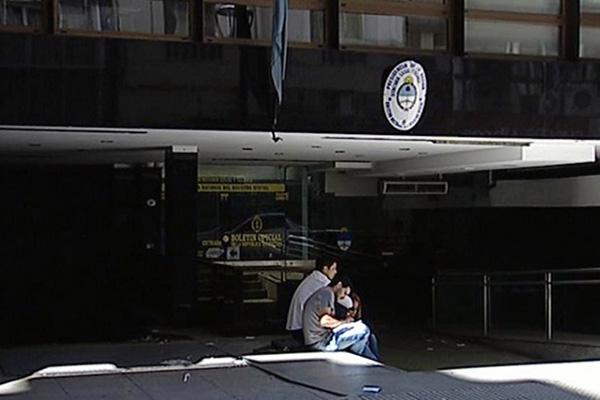 El Juez Ercolini ordenoacute desalojar oficinas de la Afsca