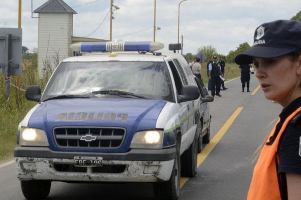 Audio policial- De 3 a 4 NN efectuacutean disparos a dos policiacuteas se solicita secuestro y detencioacuten